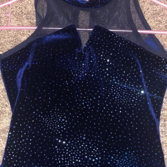 Figure skating dress - Picture 3 of 8